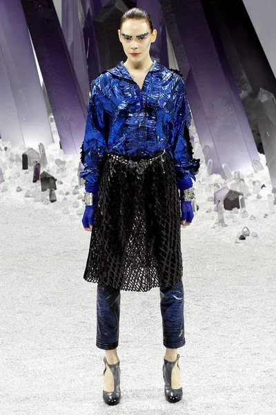 Look 61